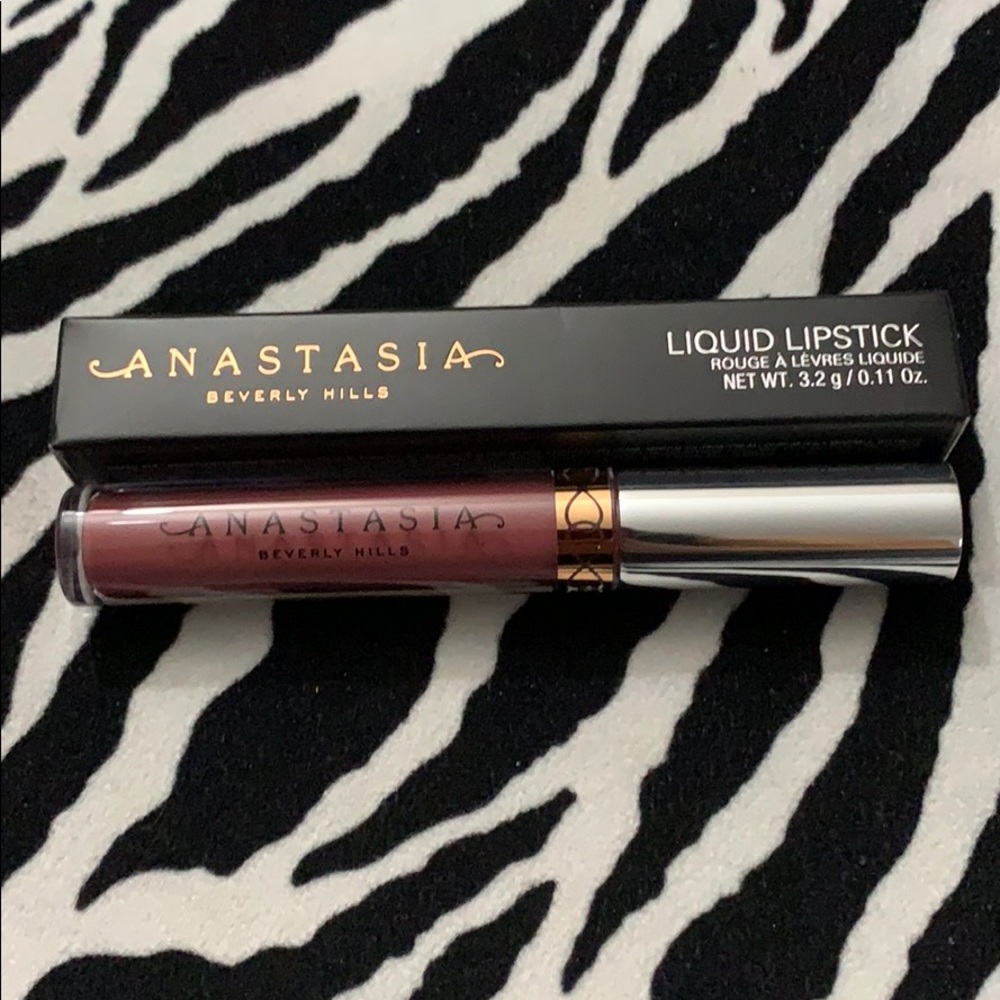 Anastasia Liquid Lipstick - Poet NWT
